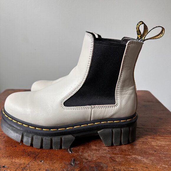 Dr Marten - Audrick Nappa Leather Platform Chelsea Boots - Women's Size 8 - Picture 3 of 6